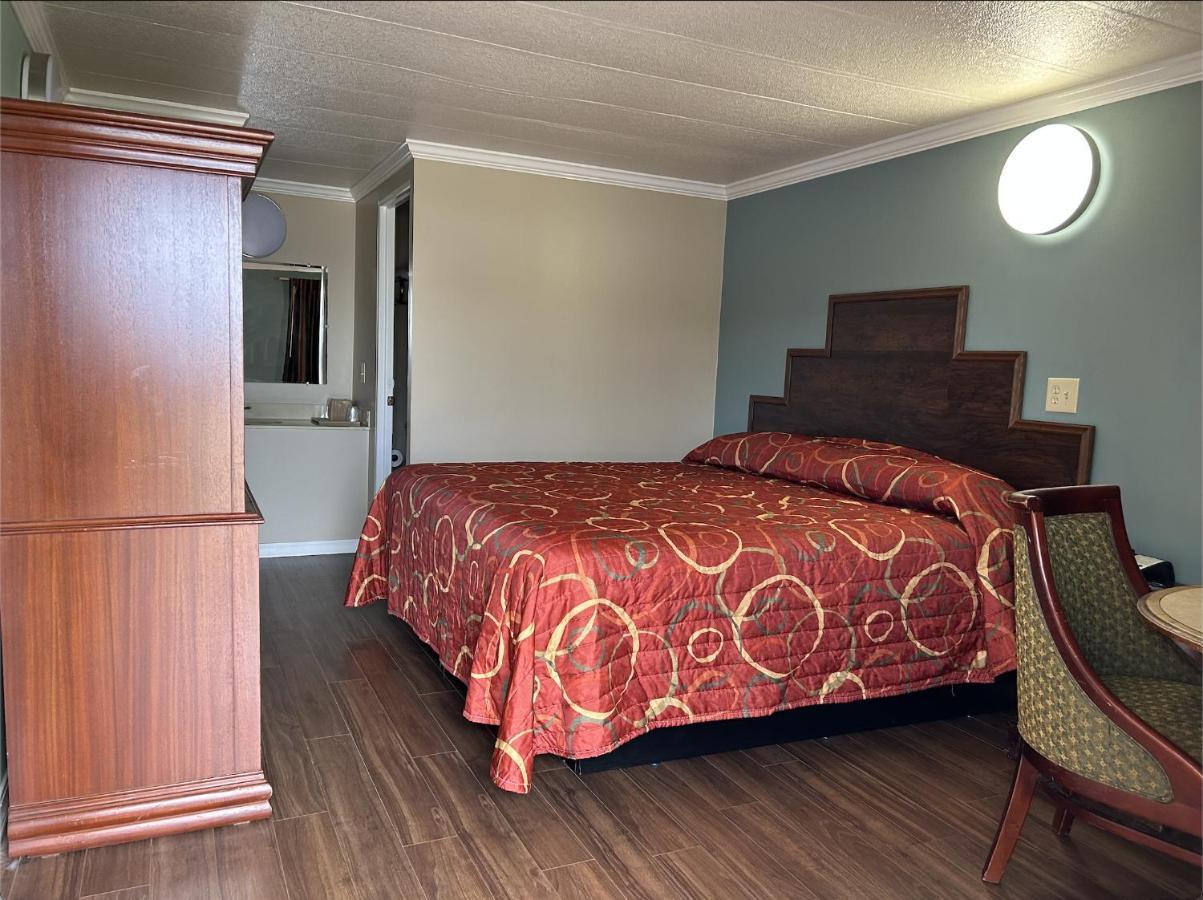 Spanish Inn Motel Brookhaven Eksteriør billede